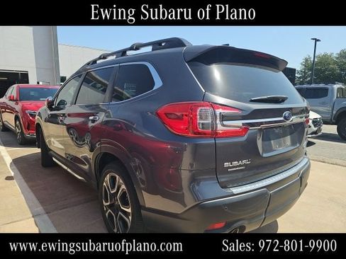 Used 2023 Subaru Ascent Touring AWD/4WD image 4