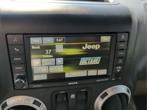 Certified 2016 Jeep Wrangler Sahara w/ Mopar Chrome Edition Group image 16