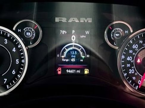 Used 2022 RAM 2500 Tradesman AWD/4WD image 18