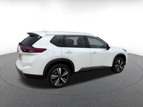 Used 2026 Nissan Rogue SL AWD/4WD image 11
