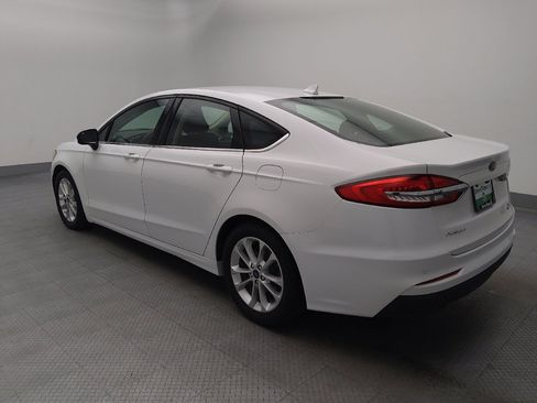 Used 2019 Ford Fusion SE FWD image 5