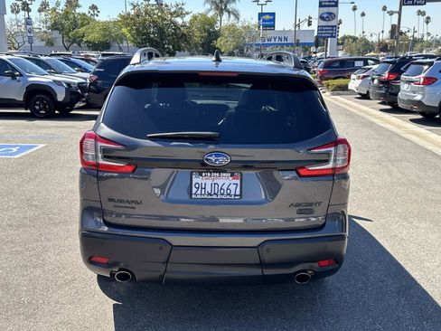 Used 2023 Subaru Ascent Onyx Edition image 5