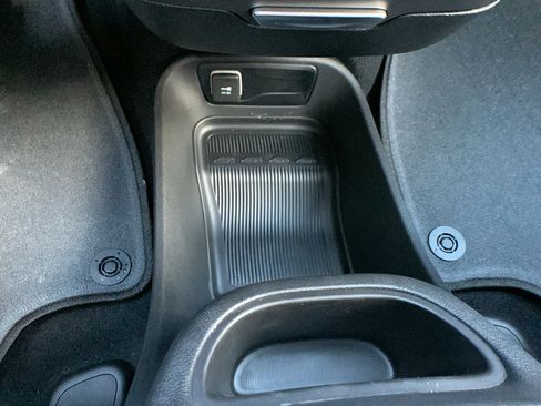 New 2026 Chrysler Pacifica Select AWD/4WD image 20