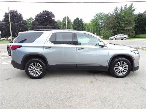 Used 2023 Chevrolet Traverse LT AWD/4WD image 6