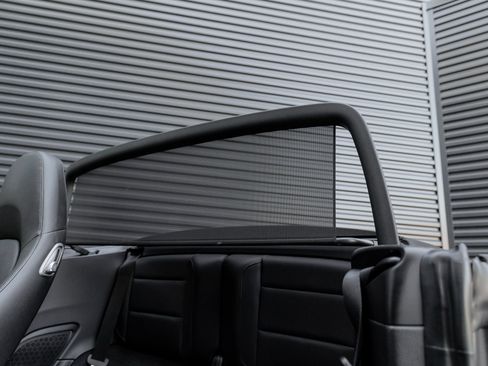 Used 2016 Porsche 911 Carrera S image 17