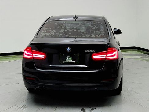 Used 2017 BMW 330i Sedan image 6