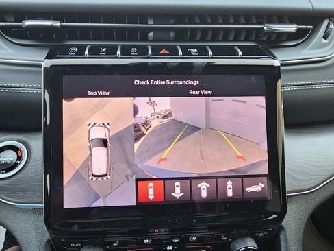 New 2025 Jeep Grand Cherokee L Overland w/ Advanced Protech Group III image 13