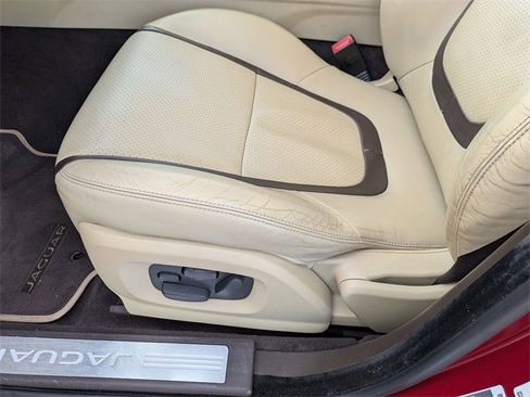 Used 2015 Jaguar XF Portfolio image 15