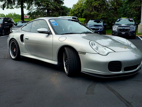Used 2001 Porsche 911 Turbo AWD/4WD image 2