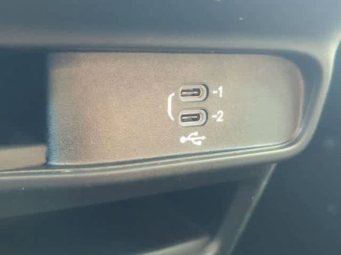 New 2026 Chrysler Voyager LX image 31