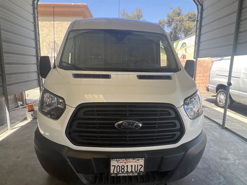Used 2019 Ford Transit 250 148 Medium Roof RWD image 3