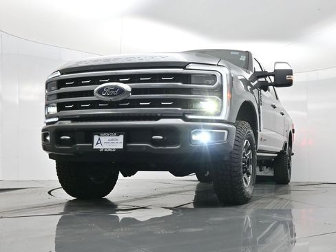 Used 2024 Ford F250 Platinum w/ Tremor Off-Road Package image 45