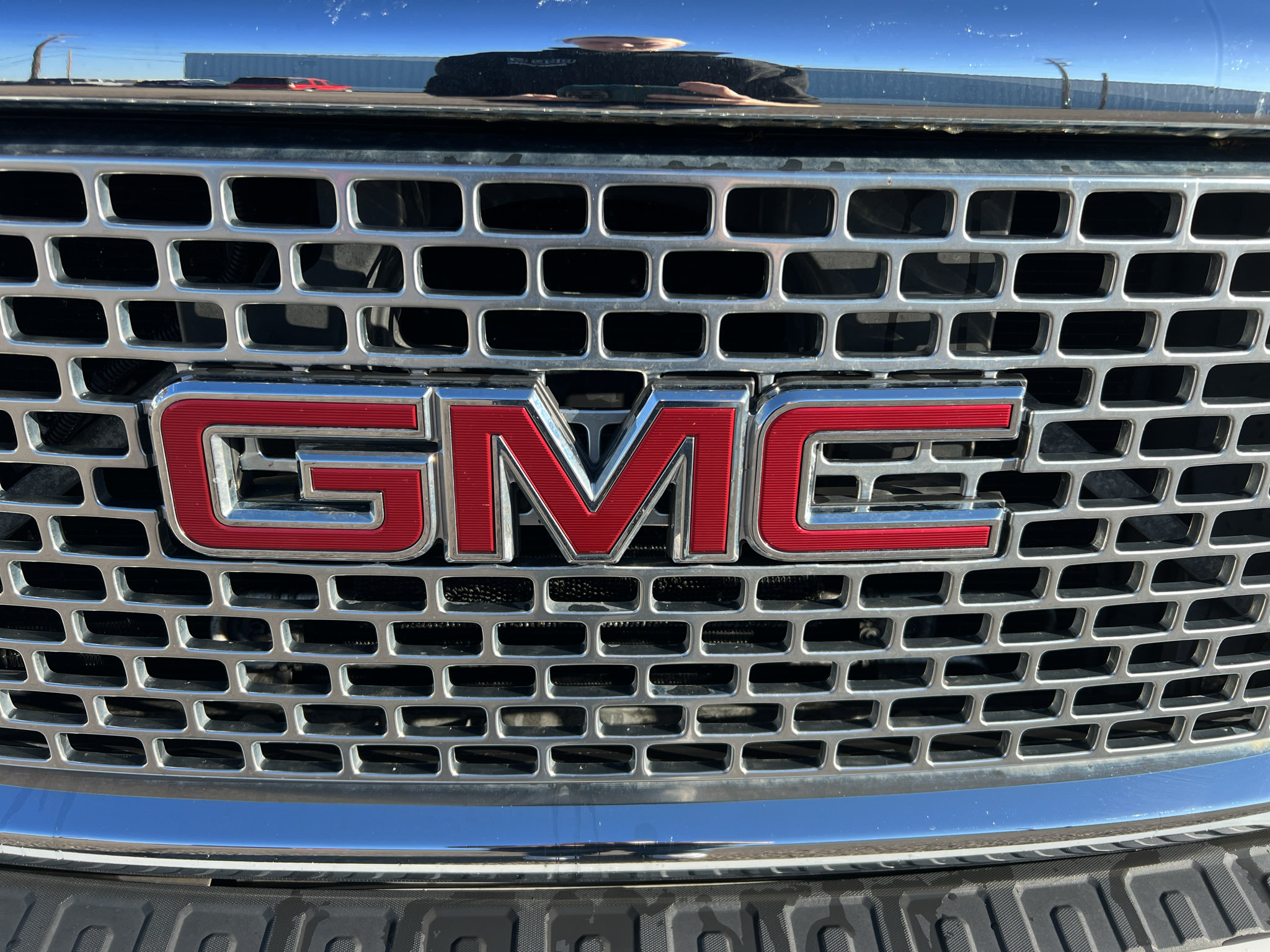 Used 2017 GMC Sierra 2500 Denali w/ Duramax Plus Package AWD/4WD image 7