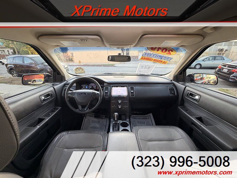 Used 2019 Ford Flex SEL FWD image 29