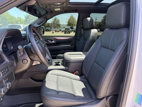 Used 2024 Chevrolet Tahoe RST w/ Luxury Package RWD image 27
