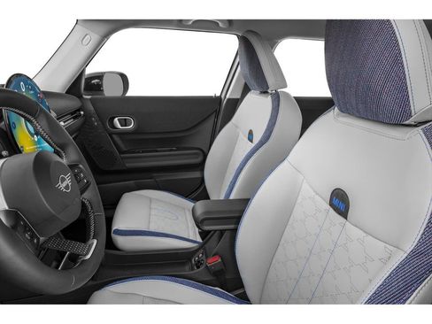 New 2026 MINI Cooper 4-Door Hardtop FWD image 6