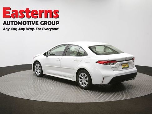 Used 2020 Toyota Corolla LE image 63