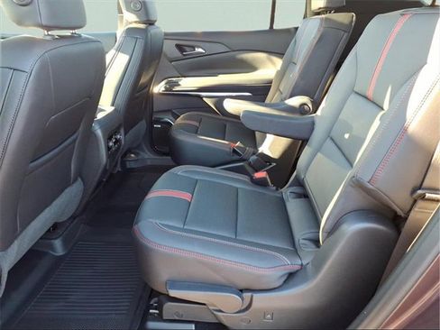 New 2026 Chevrolet Traverse RS w/ LPO, Floor Liner Package image 19