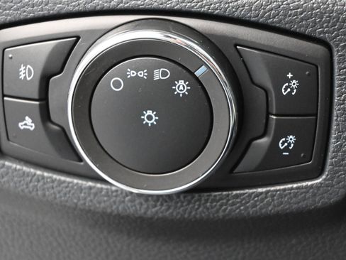 Used 2022 Ford F250 Platinum w/ FX4 Off-Road Package image 46