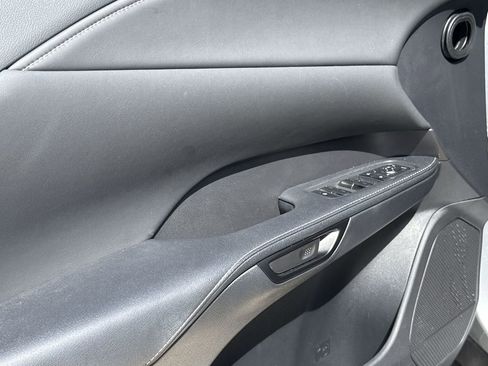 Used 2025 Lexus RX 350 Premium w/ Accessory Package (Z1) image 29