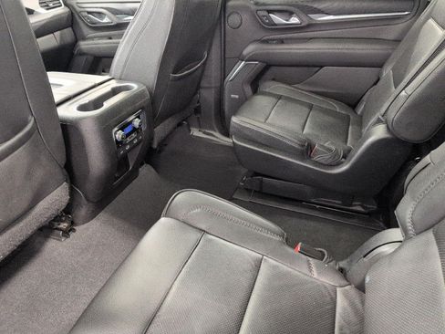 Used 2022 GMC Yukon Denali w/ Denali Ultimate Package AWD/4WD image 21