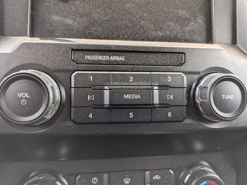 Used 2019 Ford F150 XL w/ Equipment Group 101A Mid RWD image 14