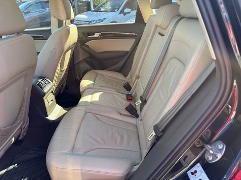 Used 2015 Audi Q5 3.0T Premium Plus image 11