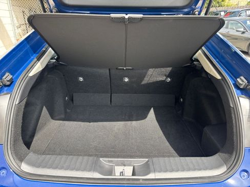 Used 2025 Toyota Prius LE image 31