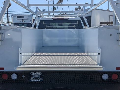 New 2026 GMC Sierra 2500 Pro w/ Convenience Package RWD image 12