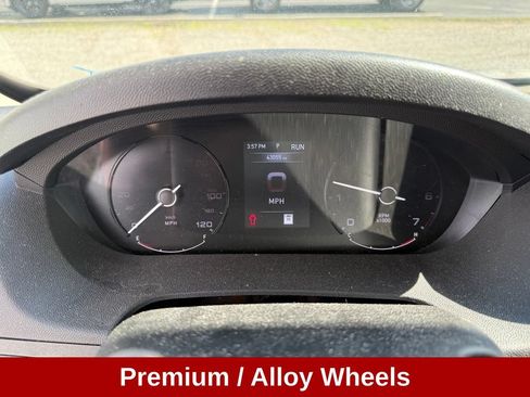 Used 2025 RAM ProMaster 2500 w/ Convenience Group FWD image 16