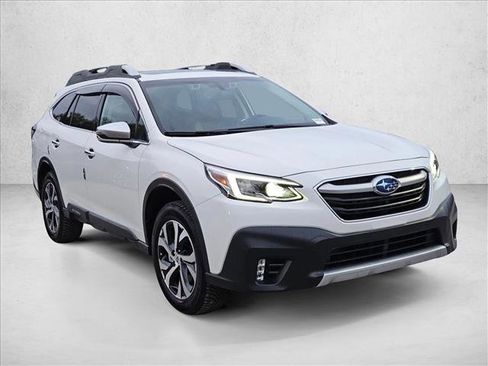 Used 2022 Subaru Outback Touring AWD/4WD image 3