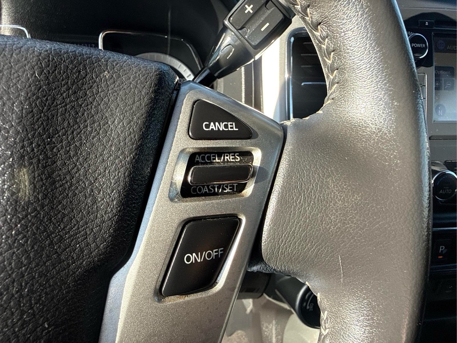 Used 2018 Nissan Titan PRO-4X AWD/4WD image 30