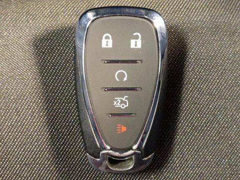 Used 2020 Chevrolet Equinox LT FWD image 32
