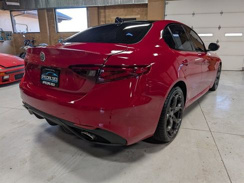 Used 2019 Alfa Romeo Giulia Ti Sport w/ Quick Order Package 22U Sport image 10