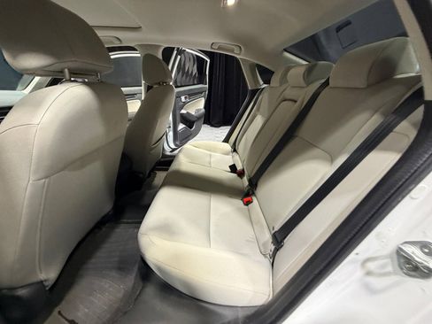 Used 2023 Honda Civic EX image 17