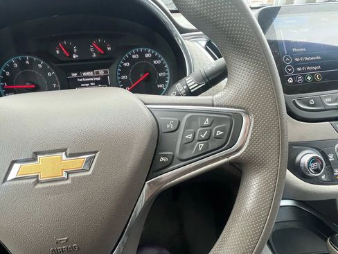 Used 2020 Chevrolet Malibu LT image 15