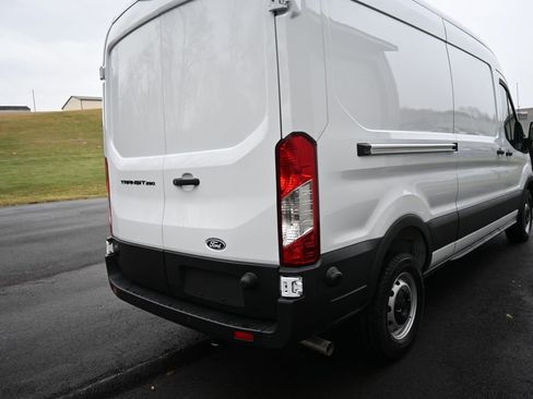 New 2026 Ford Transit 250 148 Medium Roof w/ Load Area Protection Package RWD image 17