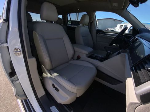 Used 2021 Volkswagen Atlas SEL R-Line AWD/4WD image 26
