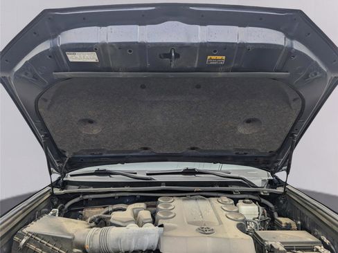 Used 2023 Toyota 4Runner Limited AWD/4WD image 35