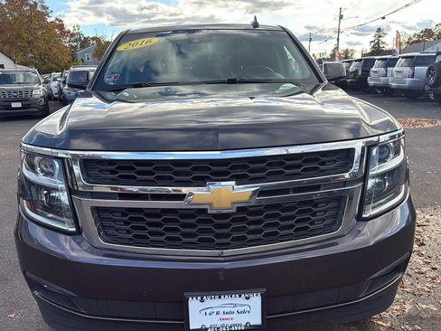 Used 2016 Chevrolet Tahoe LT image 2