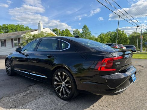 Used 2023 Volvo S90 B6 Plus AWD/4WD image 4