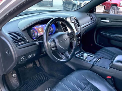 Used 2015 Chrysler 300 S image 16