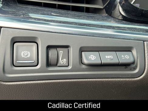 Used 2023 Cadillac XT5 Premium Luxury w/ Technology Package image 22