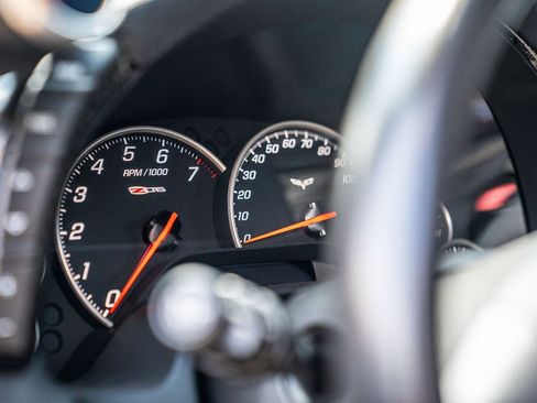 Used 2006 Chevrolet Corvette Z06 w/ Preferred Equipment Group image 93