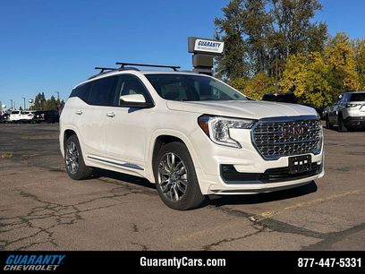 Used 2022 GMC Terrain Denali w/ Denali Premium Package