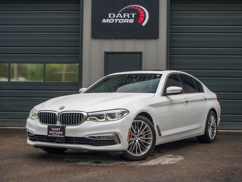 Used 2017 BMW 540i RWD image 3