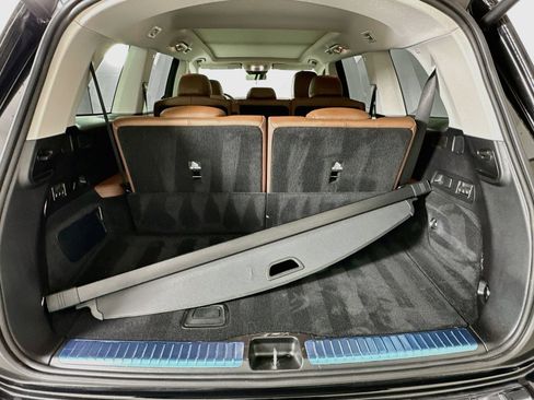 Used 2024 Mercedes-Benz GLS 450 4MATIC image 29