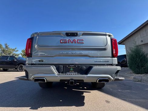 Used 2024 GMC Sierra 1500 Denali AWD/4WD image 11