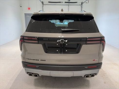 New 2026 Chevrolet Traverse Z71 w/ Driver Confidence Package image 5