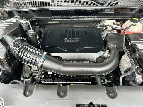 Certified 2025 Chevrolet Blazer LT FWD image 28